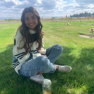 Meet your Posher, Angie